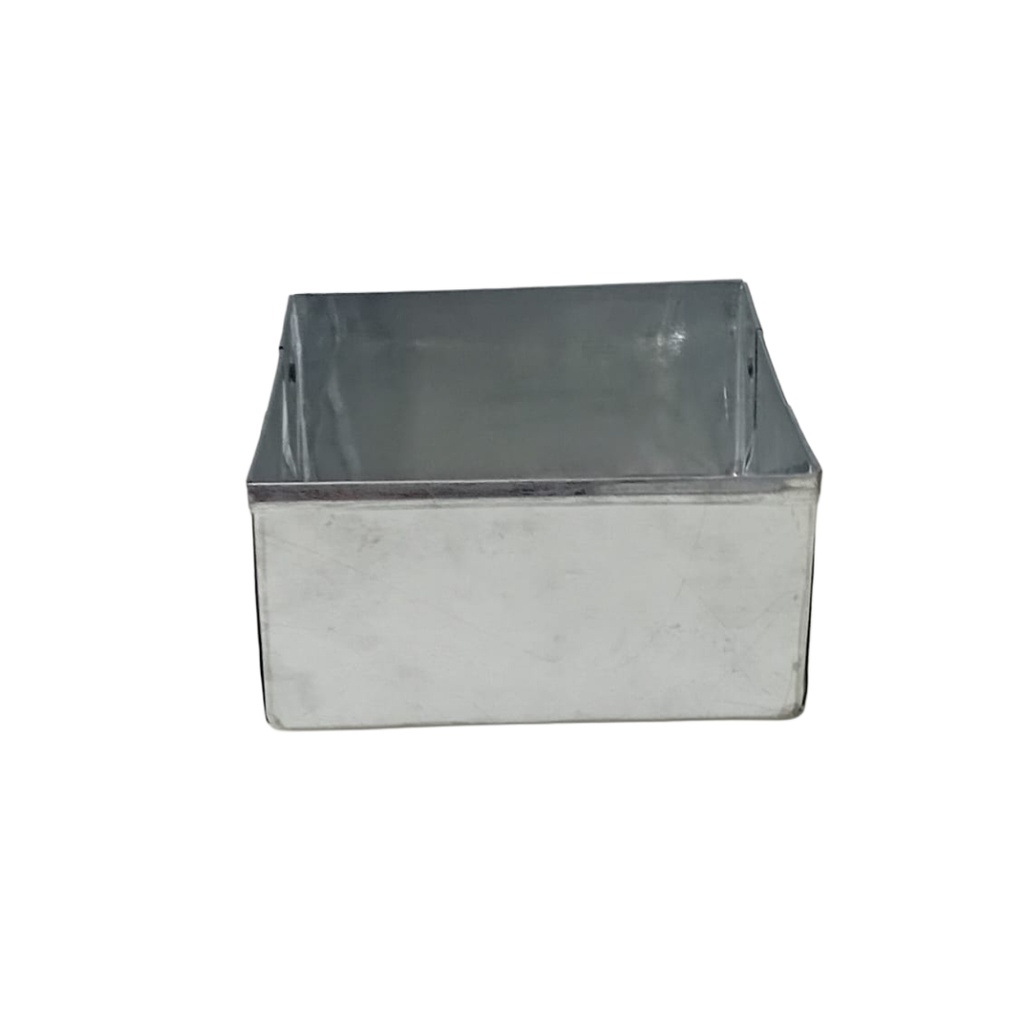 SQ CAKE TRAY 250G  (height 5.8cm width 11.8cm)