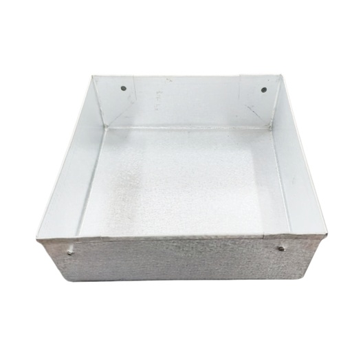 [1025879] SQ CAKE TRAY 750G (height 6cm
width 16.7cm)