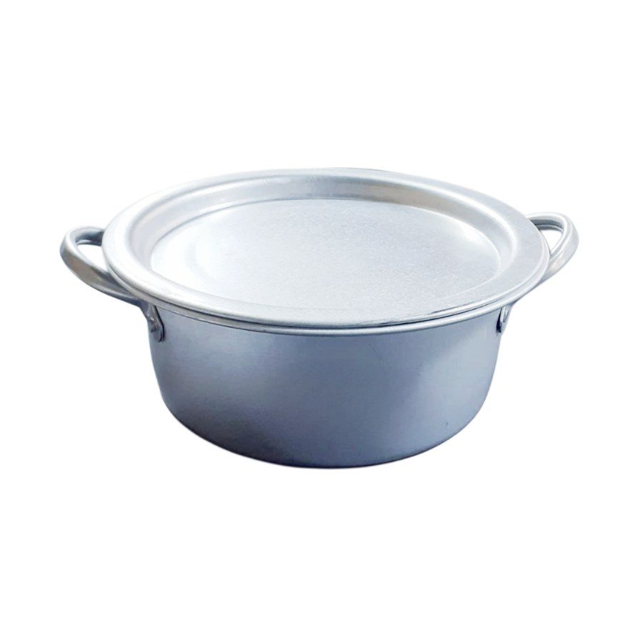 Aluminium cooking pot with lid