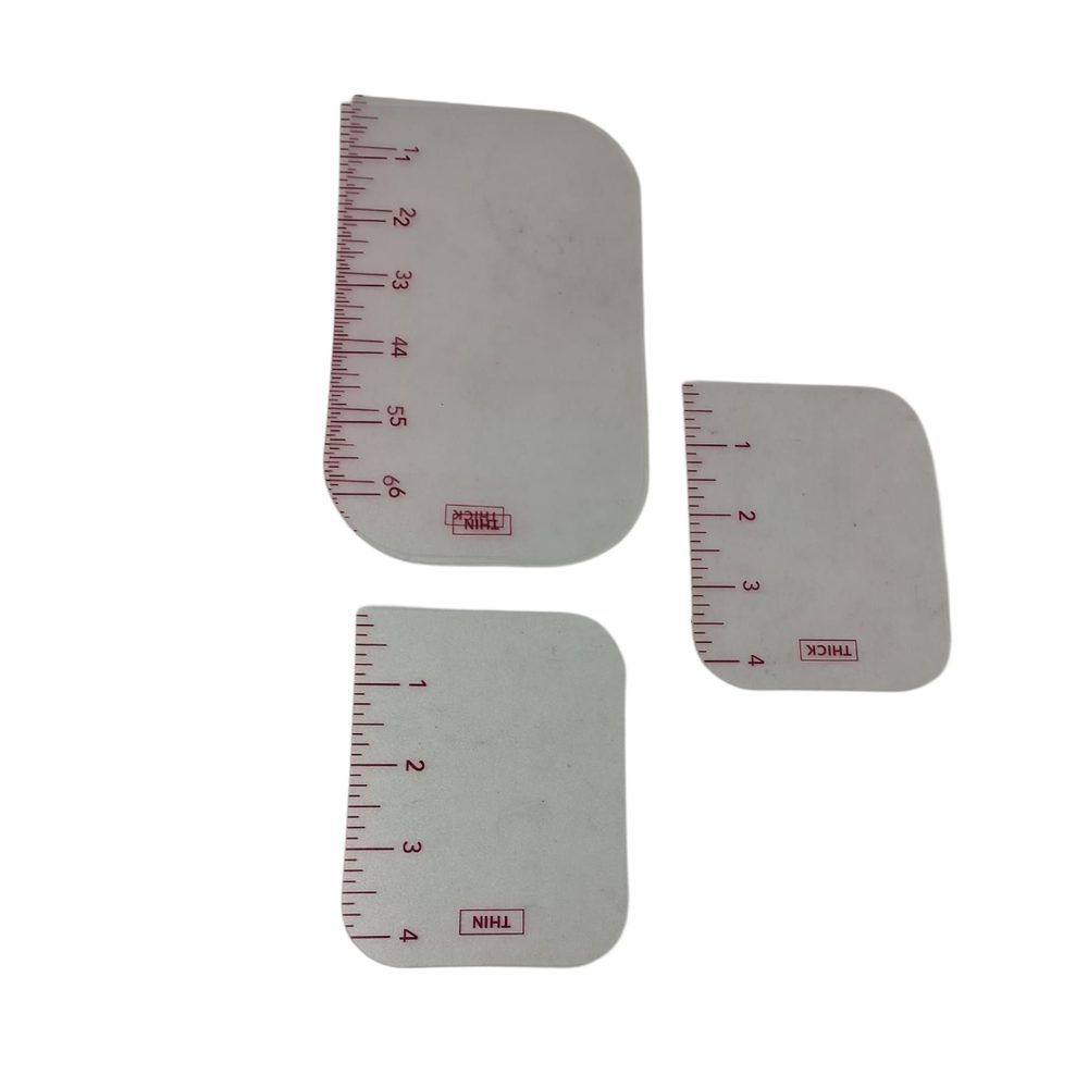 FLEXIBLE SCRAPER