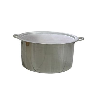 Aluminium saucepan with handles and lid