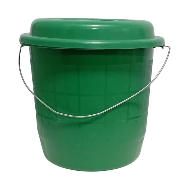 11L Plastic Bucket With Lid