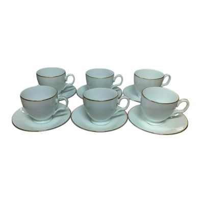 Gold-line porcelain tea cups and saucers, 12 pieces