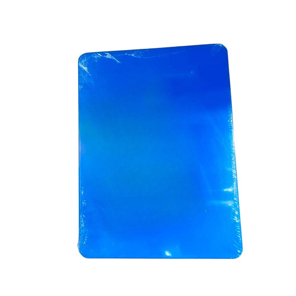Blue plastic cutting board, 40 x 30cm