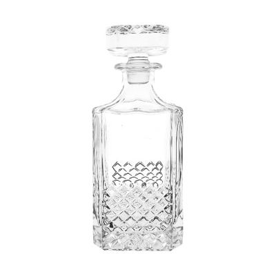 Cut-Glass Whisky Decanter, 710ml