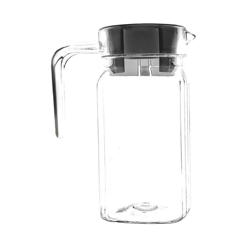 Small polycarbonate jug with lid