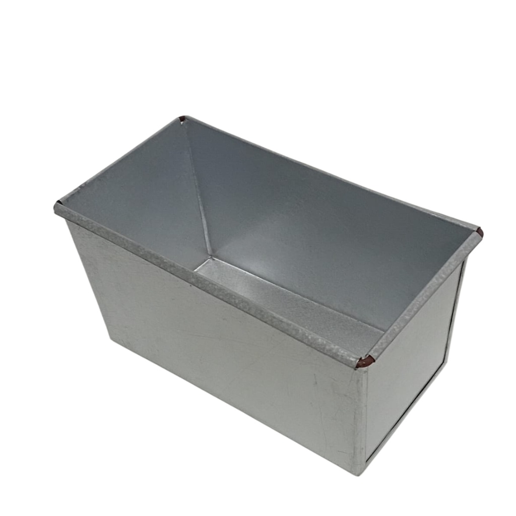 LOAF TIN  Length 22cm, width 11cm & height 10cm