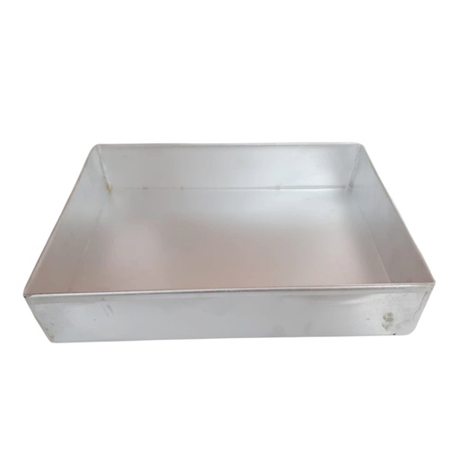[1005216] RECT CAKE TIN NO2 (11 1/2 *9) (LENGTH:29.5CM,WIDTH:22CM,DEPTH:5CM)